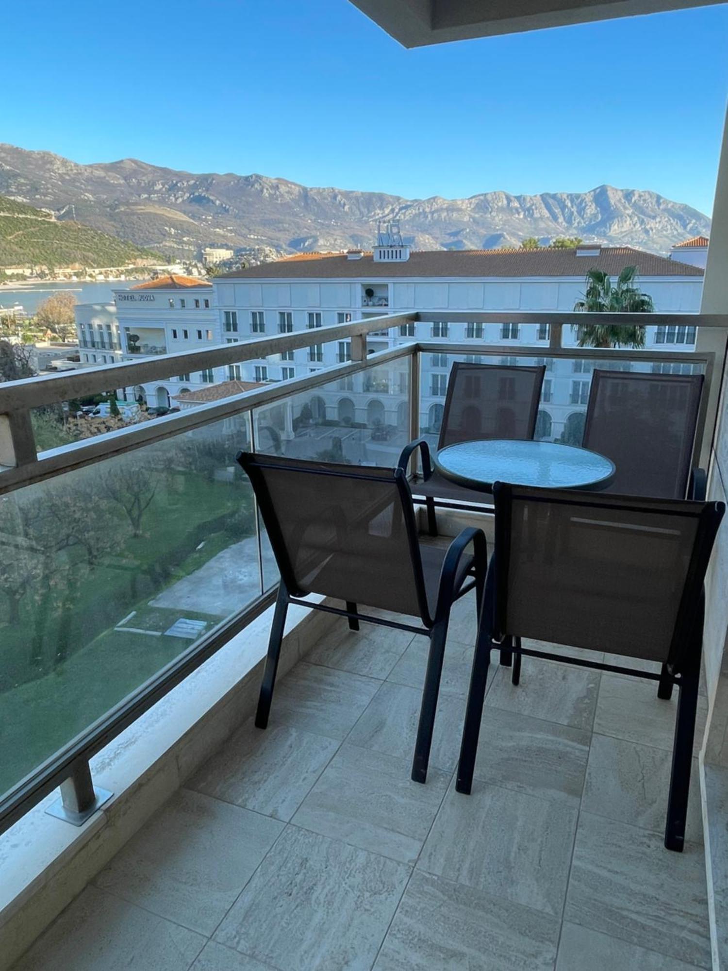 Lux Komel Budva
